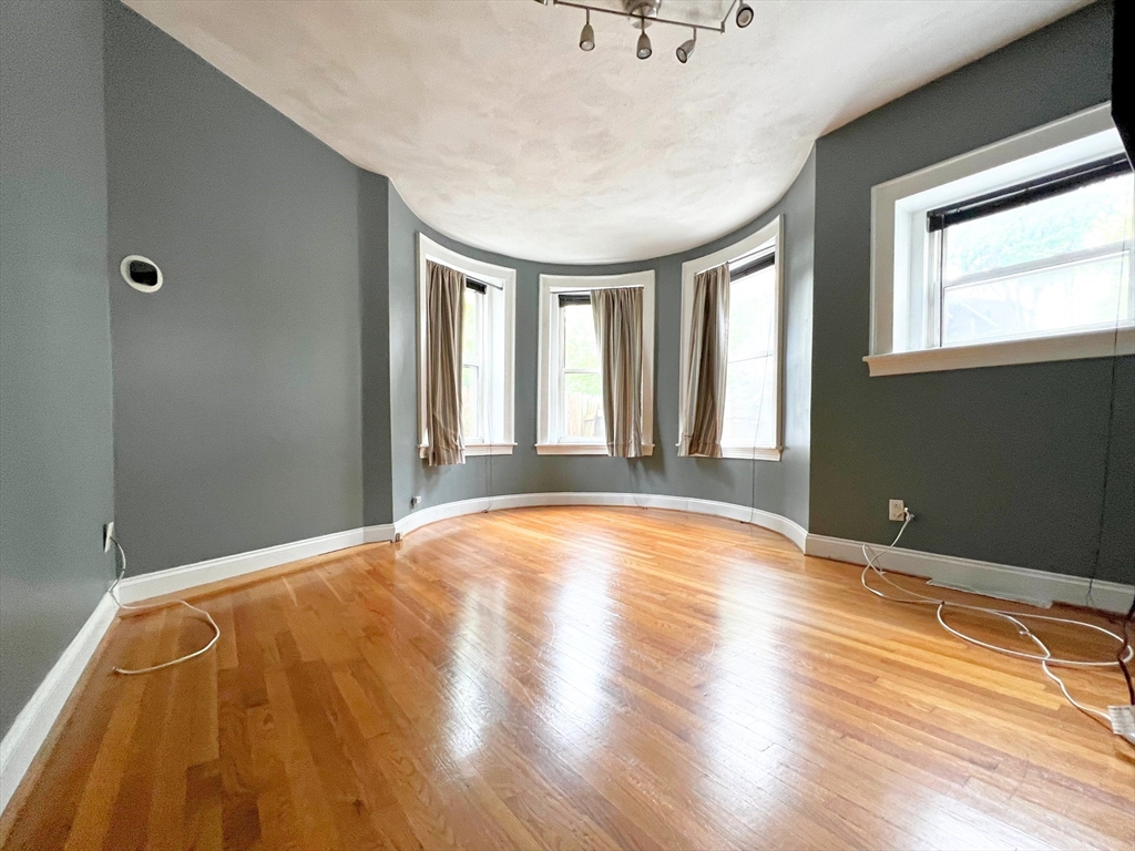 8 Edwin Street, Unit 1 Boston, MA 02124 - Photo 4 of 11 Gallery Image 4