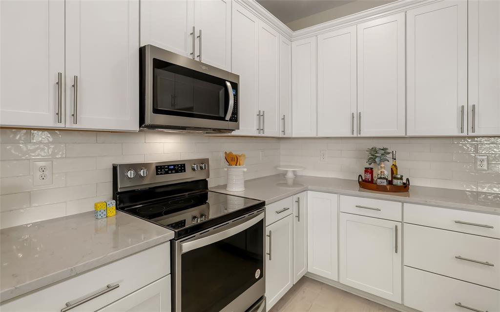 17342 Luminous Avenue Venice, FL 34293 - Photo 10 of 50