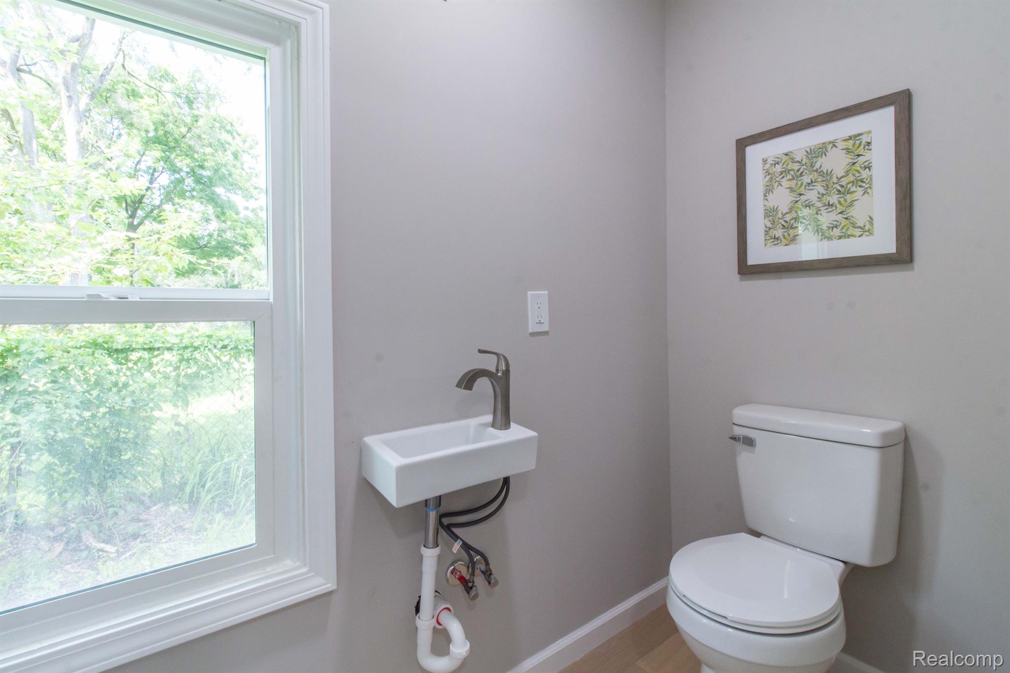 3201 Donley Avenue Rochester, MI 48309 - Photo 28 of 38 Gallery Image 28