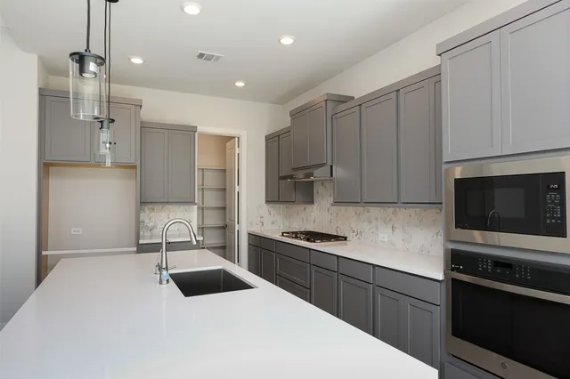 $4,300 | 9211 Millsden Lane, Cypress, TX 77433