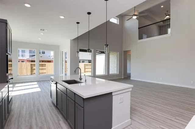 $4,300 | 9211 Millsden Lane, Cypress, TX 77433