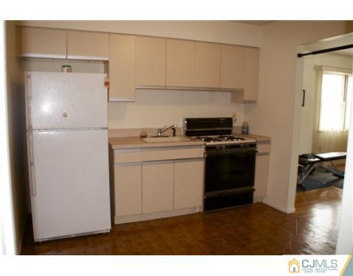12 Cherokee Road East Brunswick, NJ 08816 - Photo 15 of 18 Gallery Image 15