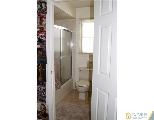 12 Cherokee Road East Brunswick, NJ 08816 - Photo 18 of 18 Gallery Image 18