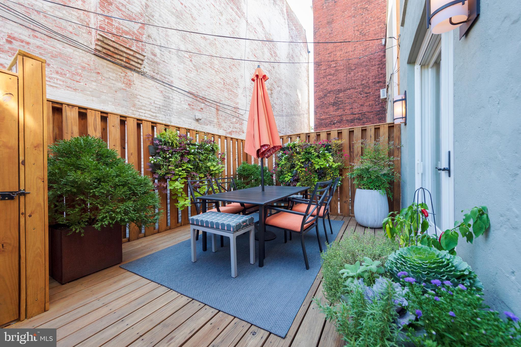 950 Westminster Street Northwest Washington, DC 20001 - Photo 14 of 30 Green Wall on Patio