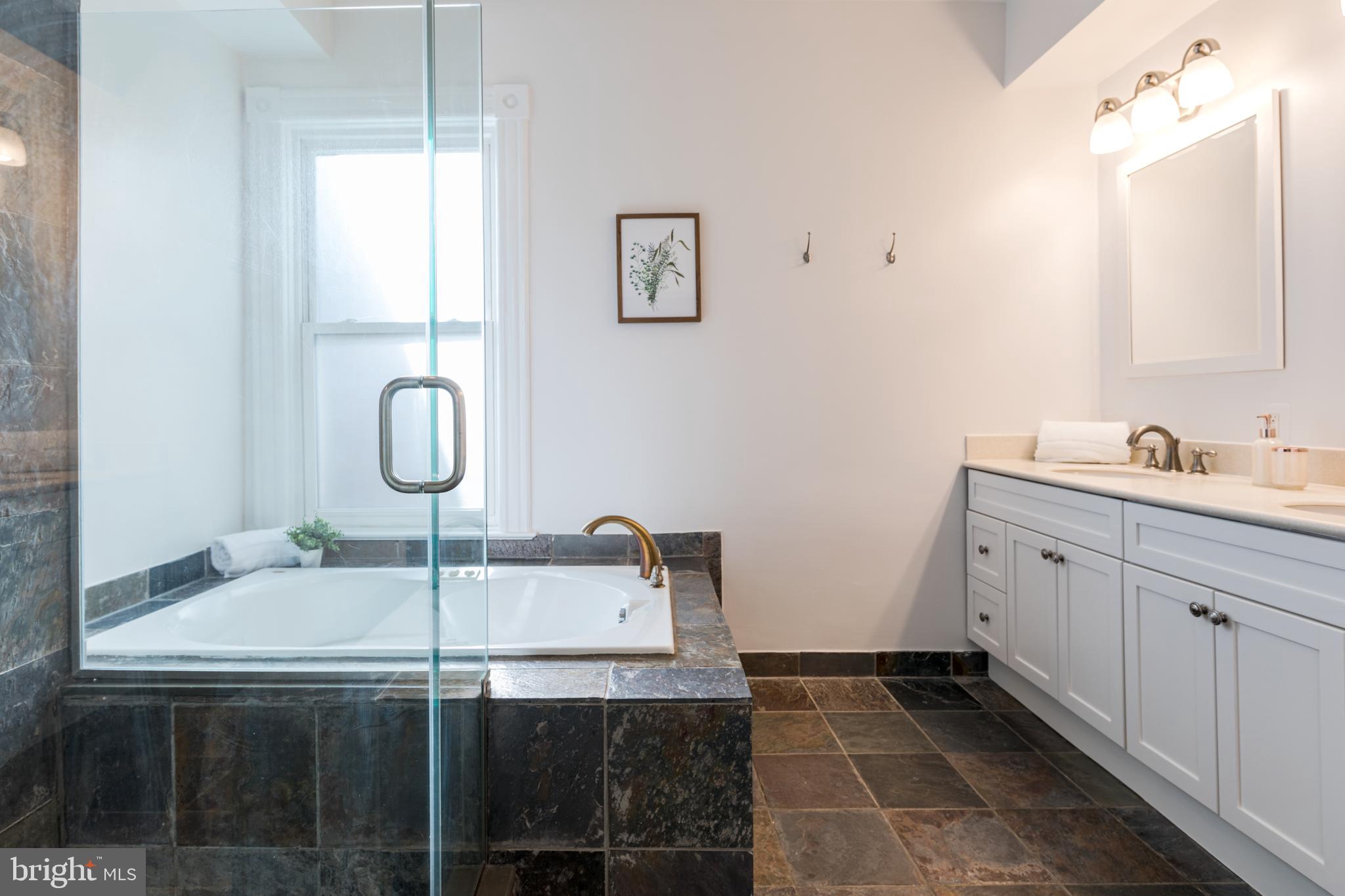 950 Westminster Street Northwest Washington, DC 20001 - Photo 19 of 30 Owner's Bathroom