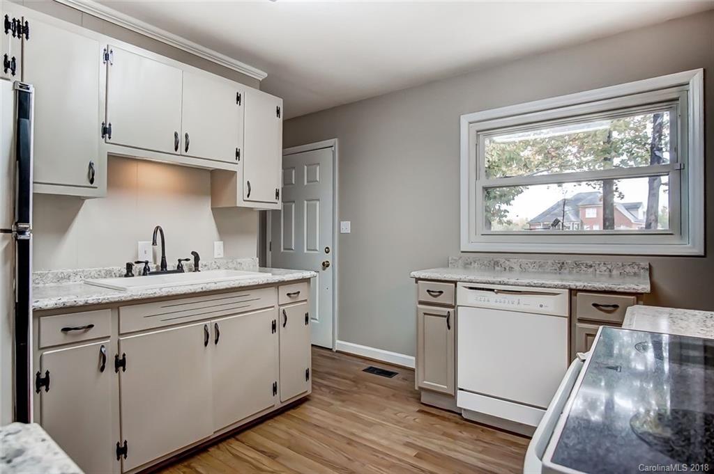 3030 Puetts Chapel Road Dallas, NC 28034 - Photo 11 of 36 Gallery Image 11