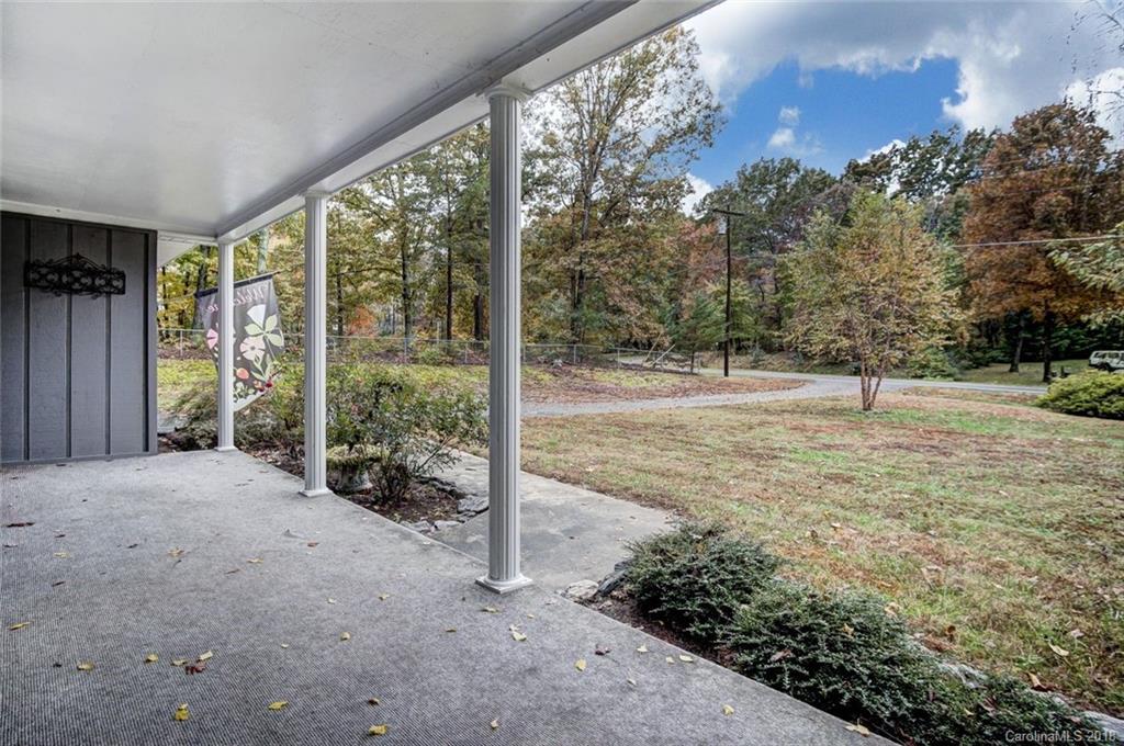 3030 Puetts Chapel Road Dallas, NC 28034 - Photo 4 of 36 Gallery Image 4