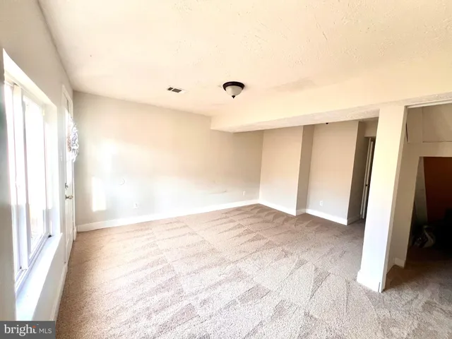 $325,000 | 1652 Thenia Place, Woodbridge, VA 22192