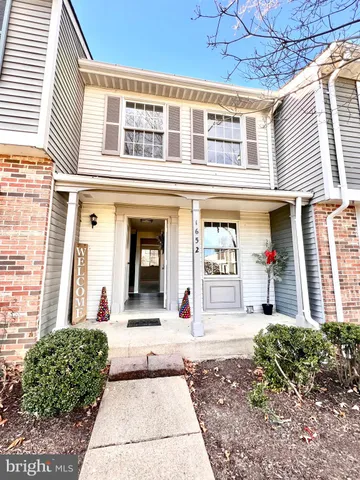 $325,000 | 1652 Thenia Place, Woodbridge, VA 22192