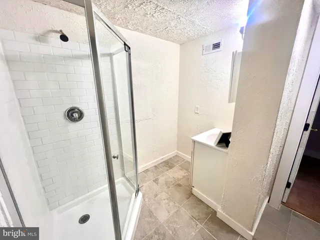 $325,000 | 1652 Thenia Place, Woodbridge, VA 22192