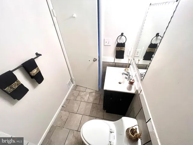 $325,000 | 1652 Thenia Place, Woodbridge, VA 22192