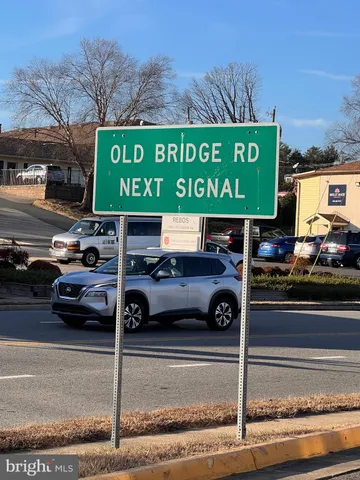 $325,000 | 1652 Thenia Place, Woodbridge, VA 22192