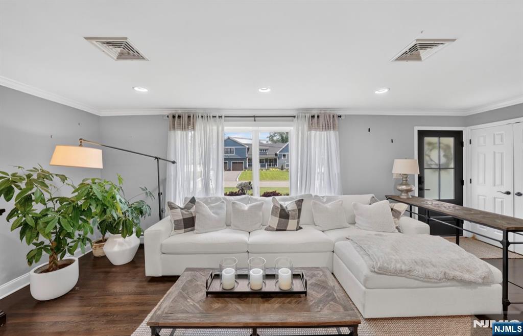 120 President Road Washington Township, NJ 07676 - Photo 15 of 45