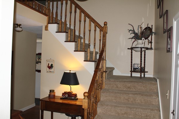 147 Edgewater Road Agawam, MA 01001 - Photo 3 of 30 Gallery Image 3