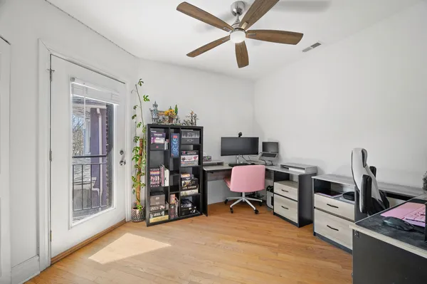 $325,000 | 4838 North Ashland Avenue, Unit 2E, Chicago, IL 60640