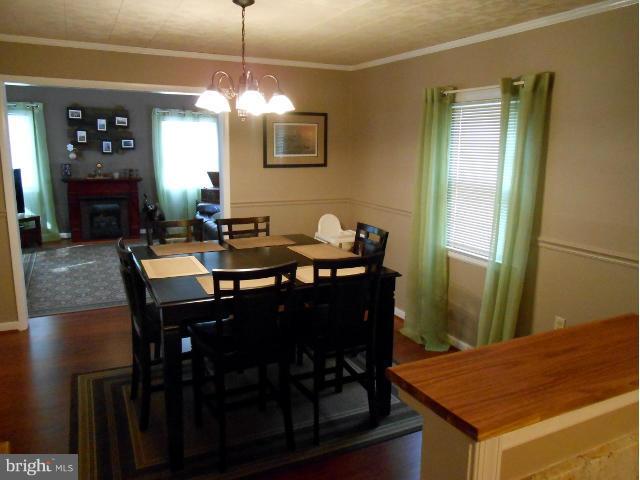 4411 Bennion Road Silver Spring, MD 20906 - Photo 11 of 30 Dining Room