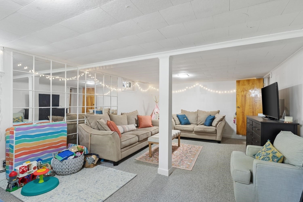 22 Ortins Road Hamilton, MA 01982 - Photo 21 of 31