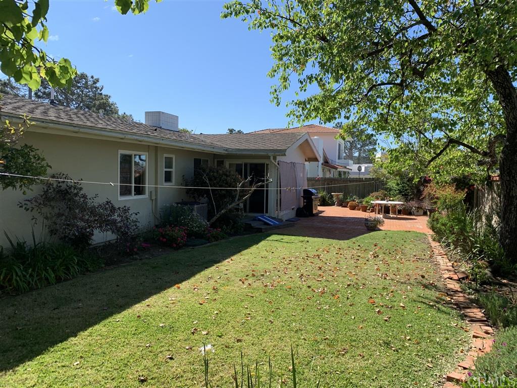 8686 Dunaway Drive La Jolla, CA 92037 - Photo 3 of 4