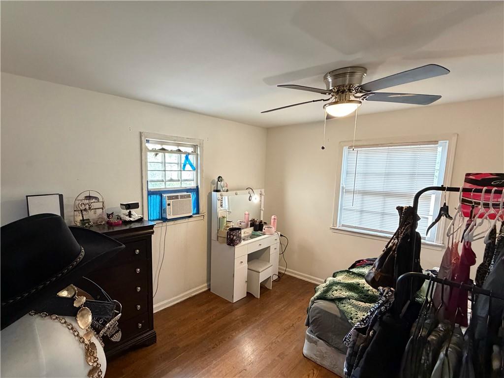 3084 Trafalgar Way Atlanta, GA 30341 - Photo 11 of 31 a kitchen that has a lot of furniture and appliances
