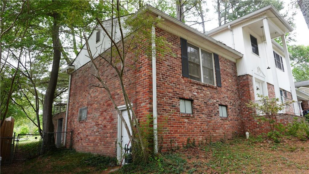 3084 Trafalgar Way Atlanta, GA 30341 - Photo 31 of 31 front view of a house with a yard