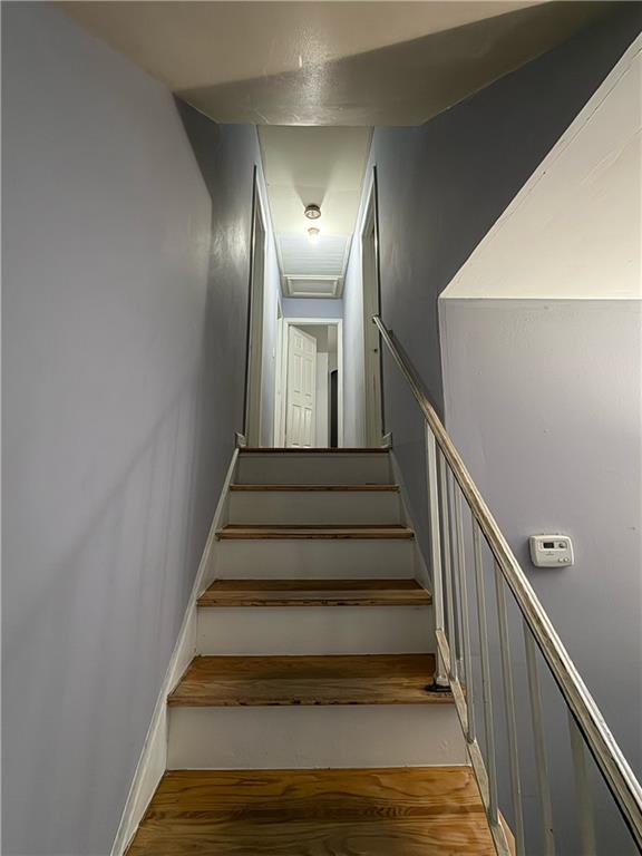 3084 Trafalgar Way Atlanta, GA 30341 - Photo 9 of 31 a view of entryway