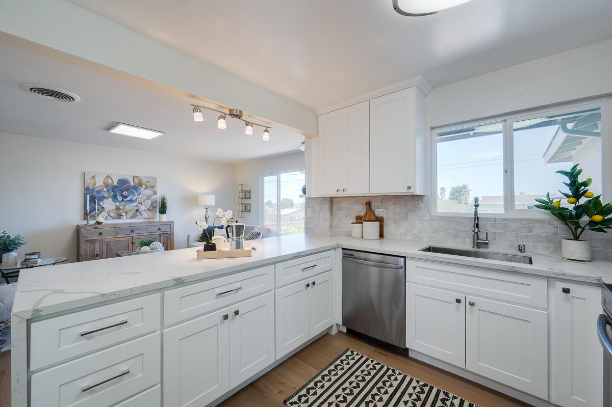 490 Jean Circle Marina, CA 93933 - Photo 14 of 60