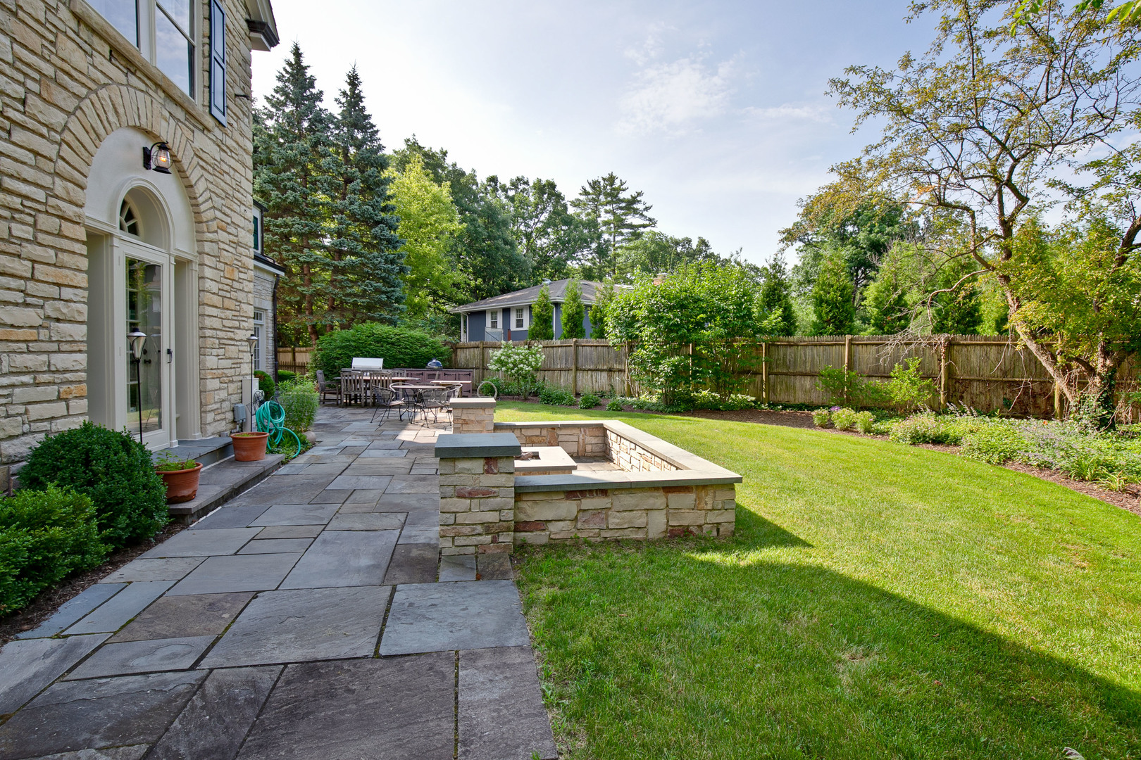 340 King Muir Road Lake Forest, IL 60045 - Photo 45 of 49 a view of a backyard with sitting area