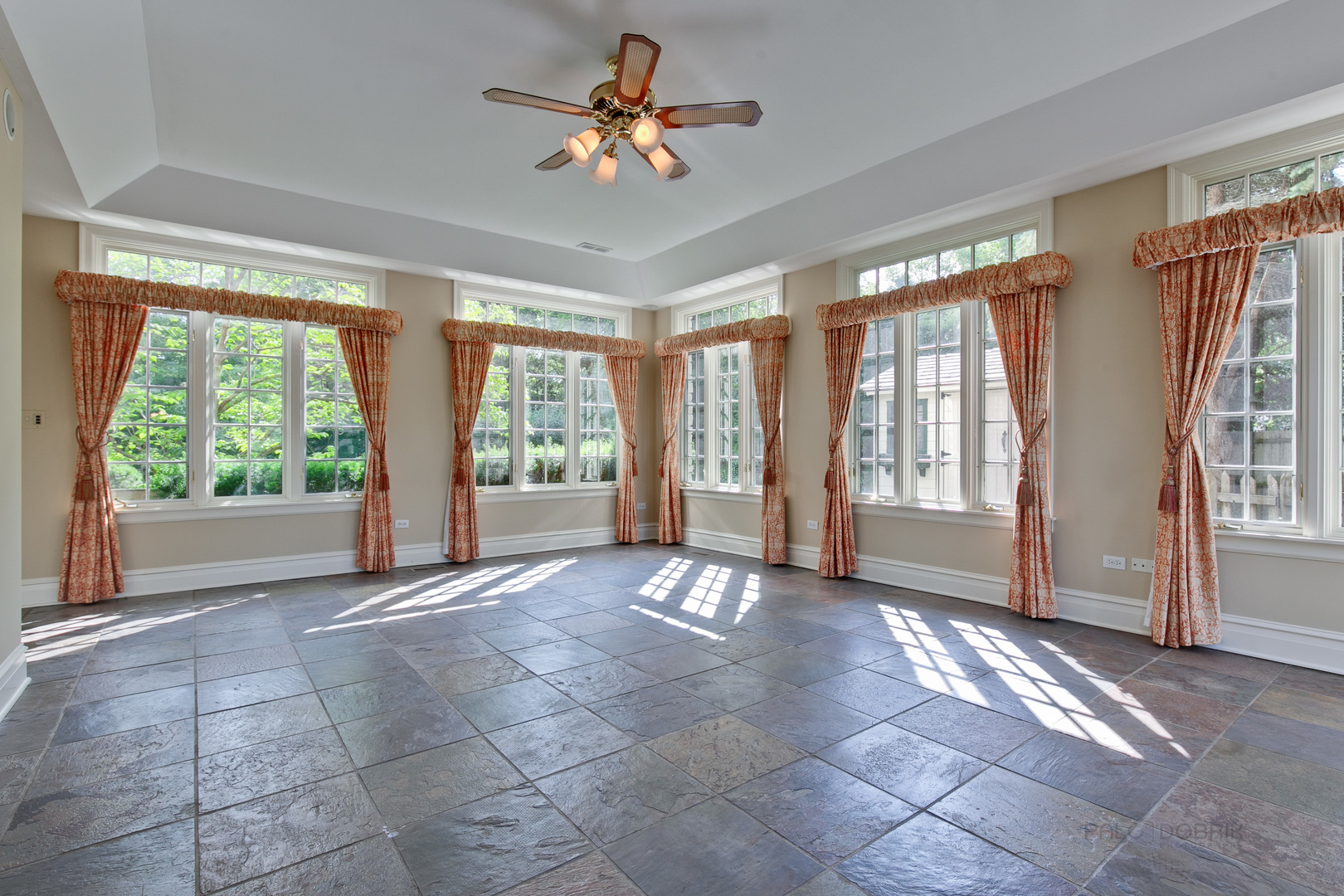 340 King Muir Road Lake Forest, IL 60045 - Photo 10 of 49 a view of an empty room with a window