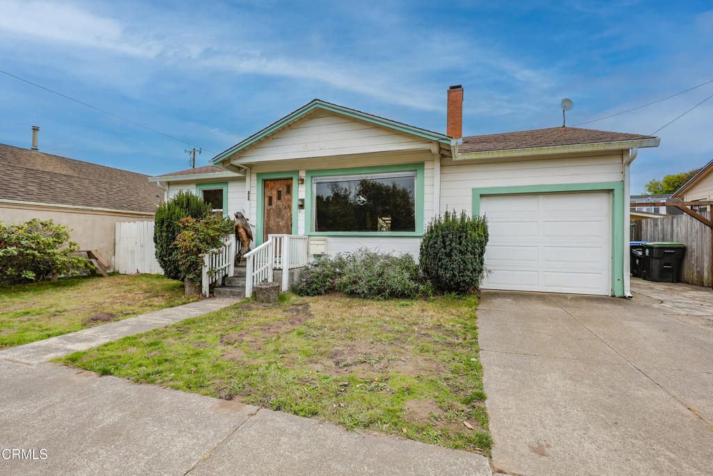 826 Cedar Street Fort Bragg, CA 95437 - Photo 40 of 42 a front view of a house with garden