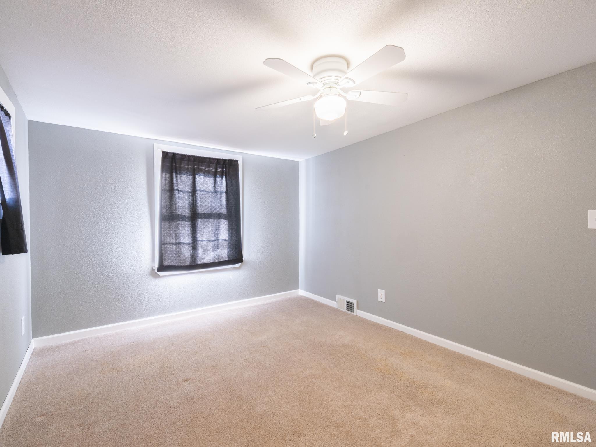 1606 Circle Road Peoria, IL 61604 - Photo 22 of 52