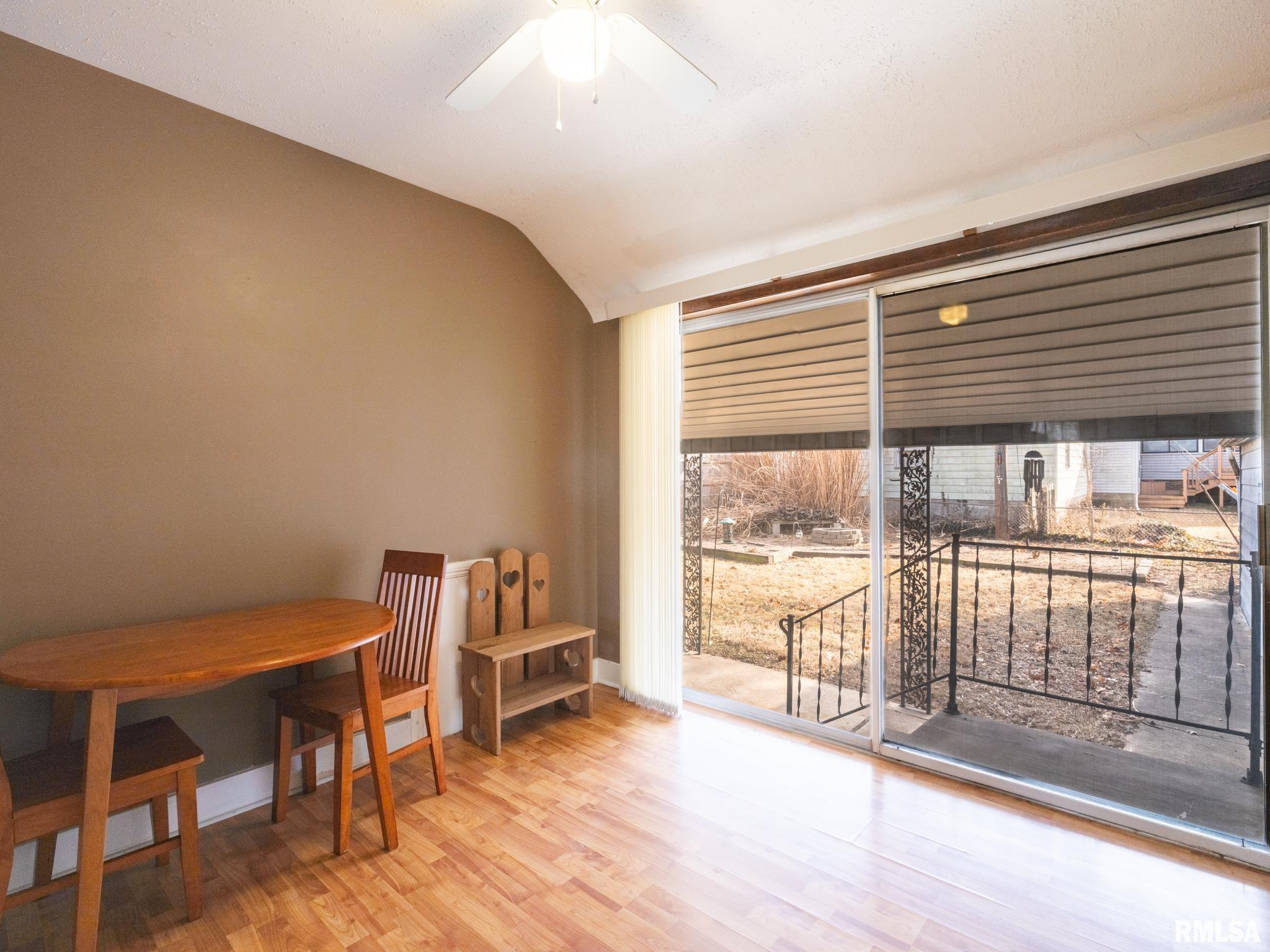 1606 Circle Road Peoria, IL 61604 - Photo 30 of 52