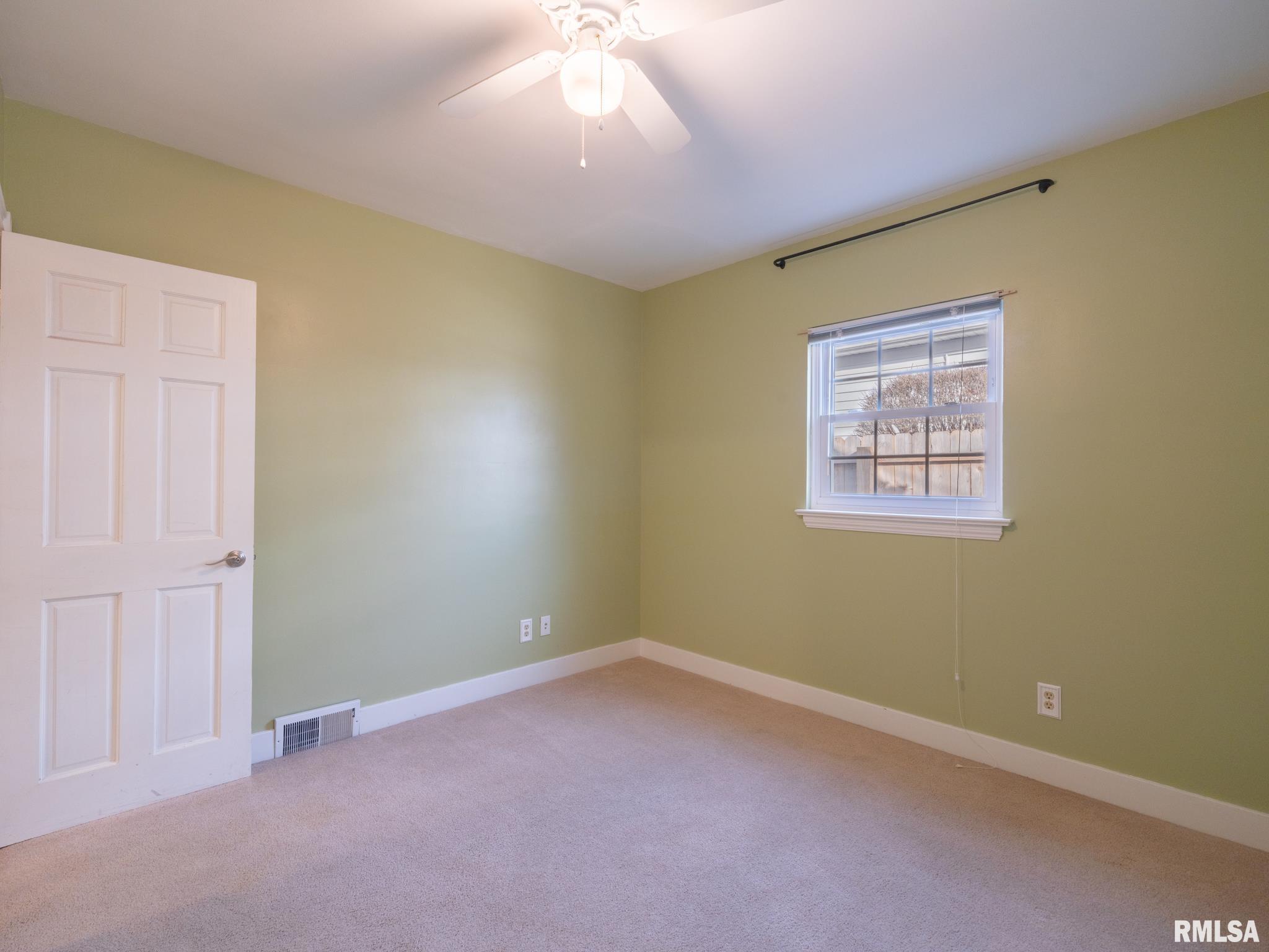 1606 Circle Road Peoria, IL 61604 - Photo 40 of 52