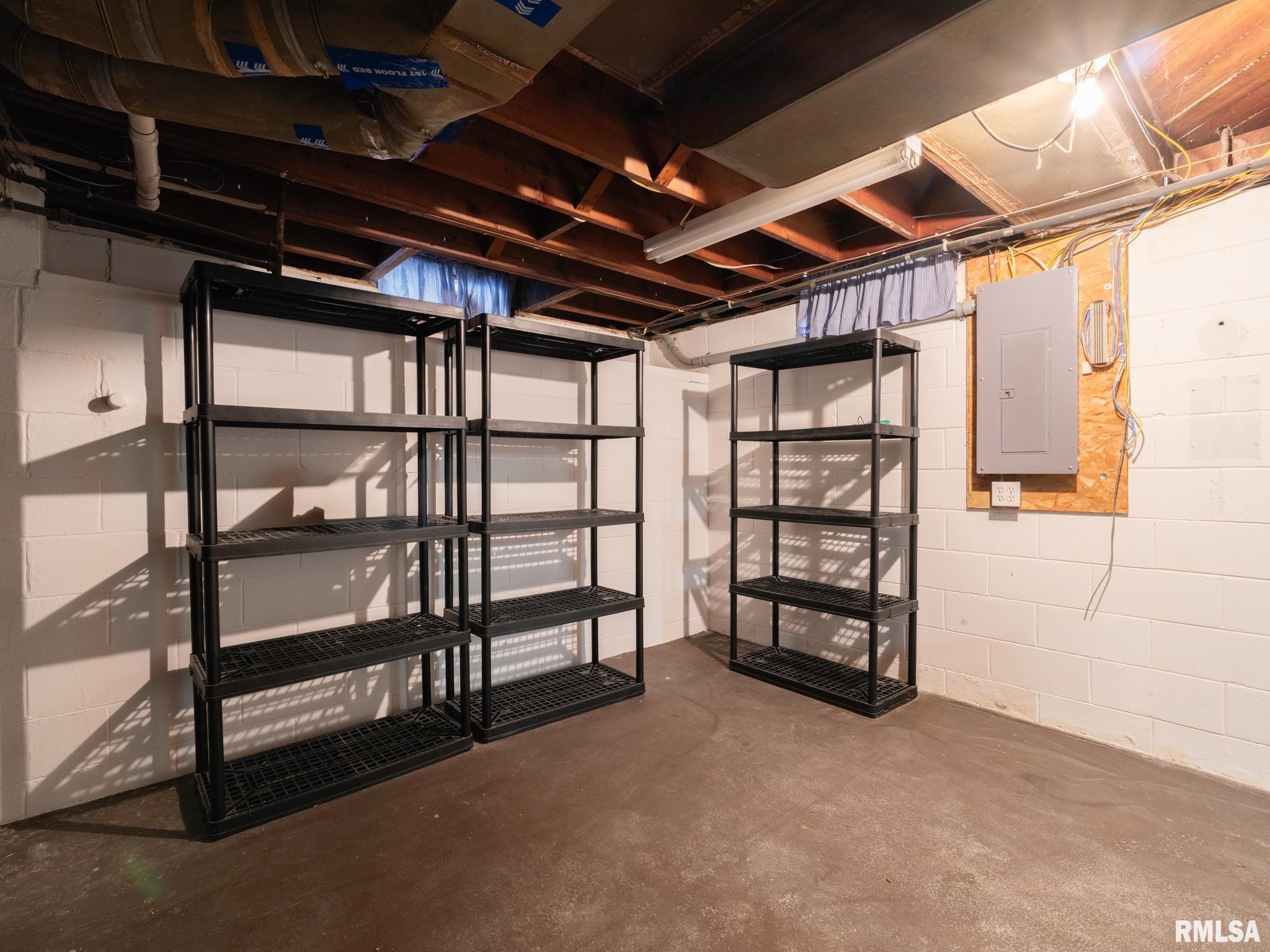 1606 Circle Road Peoria, IL 61604 - Photo 42 of 52