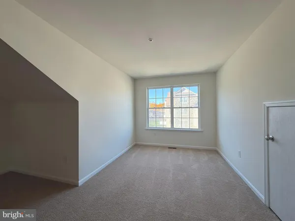 $3,150 | 3635 Glouster Drive, North Beach, MD 20714