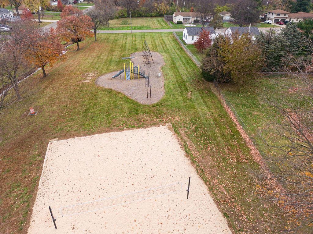 2335 East Howard Road Columbus, OH 43207 - Photo 26 of 27 DJI_0539