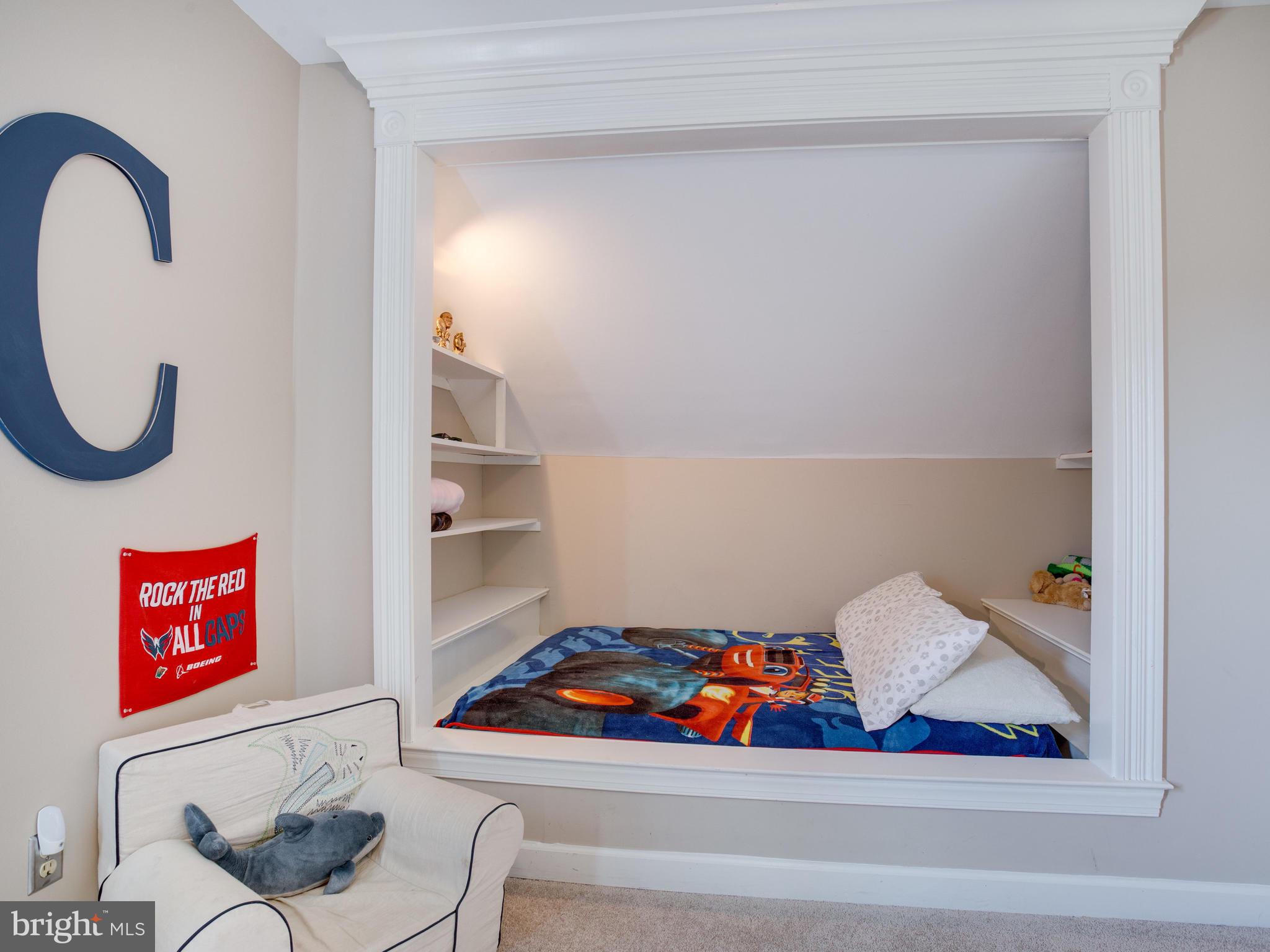 3235 Breckenridge Way Riva, MD 21140 - Photo 32 of 63 Bedroom - custom alcove bed nook