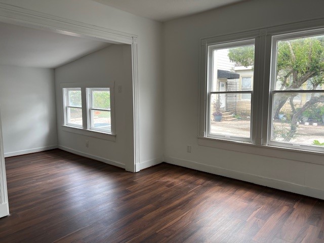 5106 Center Street Houston, TX 77007 - Photo 2 of 12