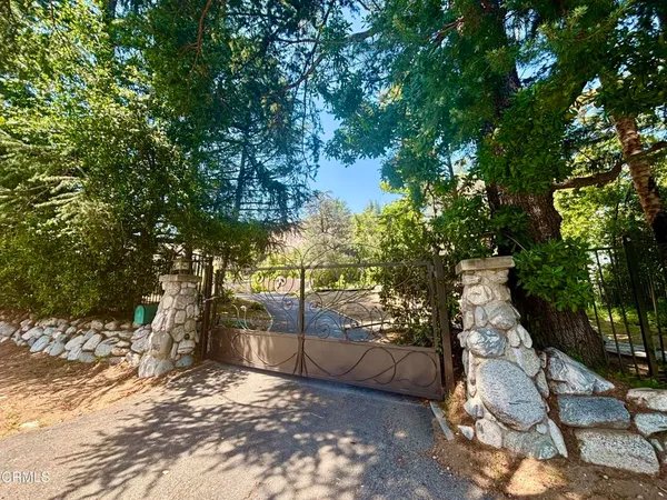 $998,000 | 1945 East Altadena Drive, Altadena, CA 91001