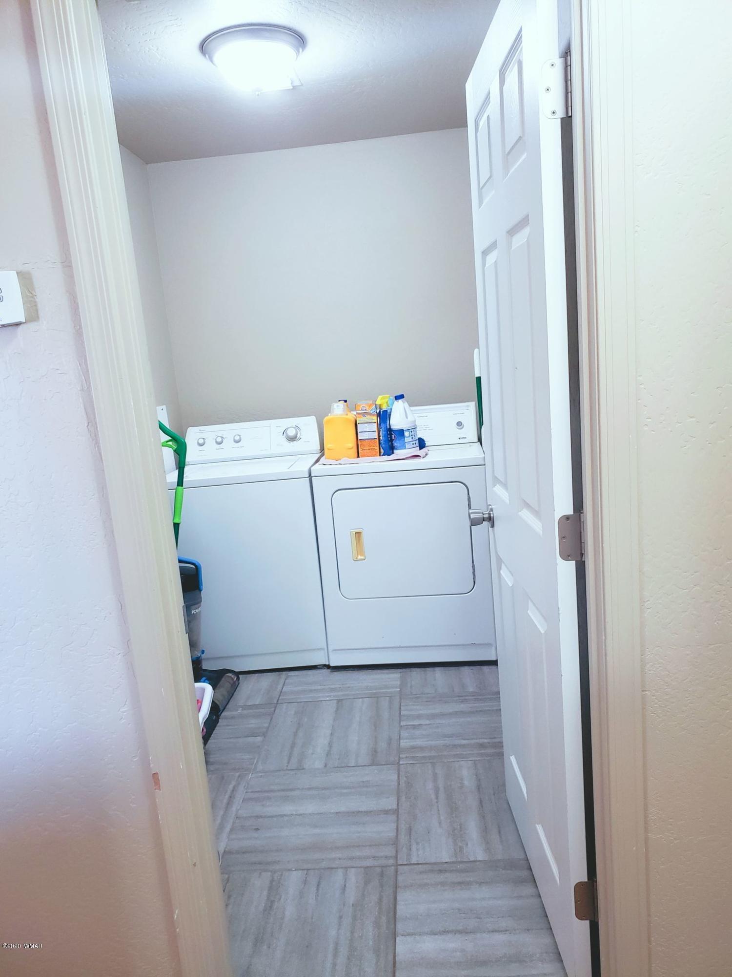 11 Udall Street Eagar, AZ 85925 - Photo 8 of 13