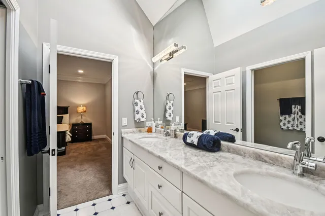 $3,990,000 | 3001 Glen Eagles Court, St. Charles, IL 60174