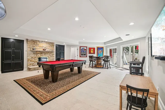 $3,990,000 | 3001 Glen Eagles Court, St. Charles, IL 60174