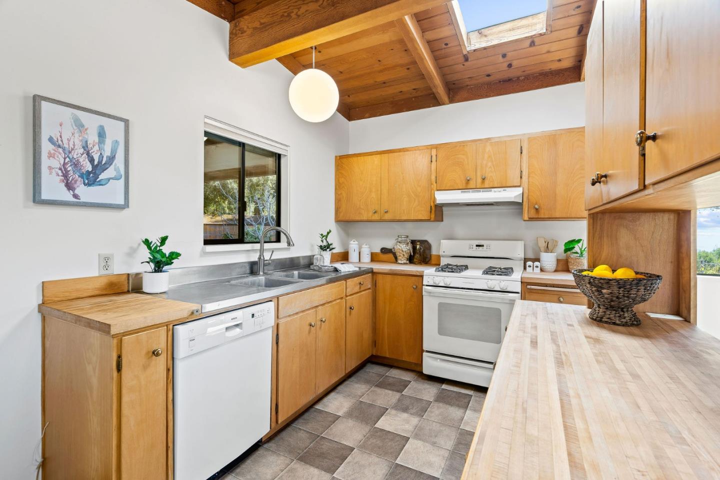 7120 Viewpoint Road Aptos, CA 95003 - Photo 14 of 61 Gallery Image 14