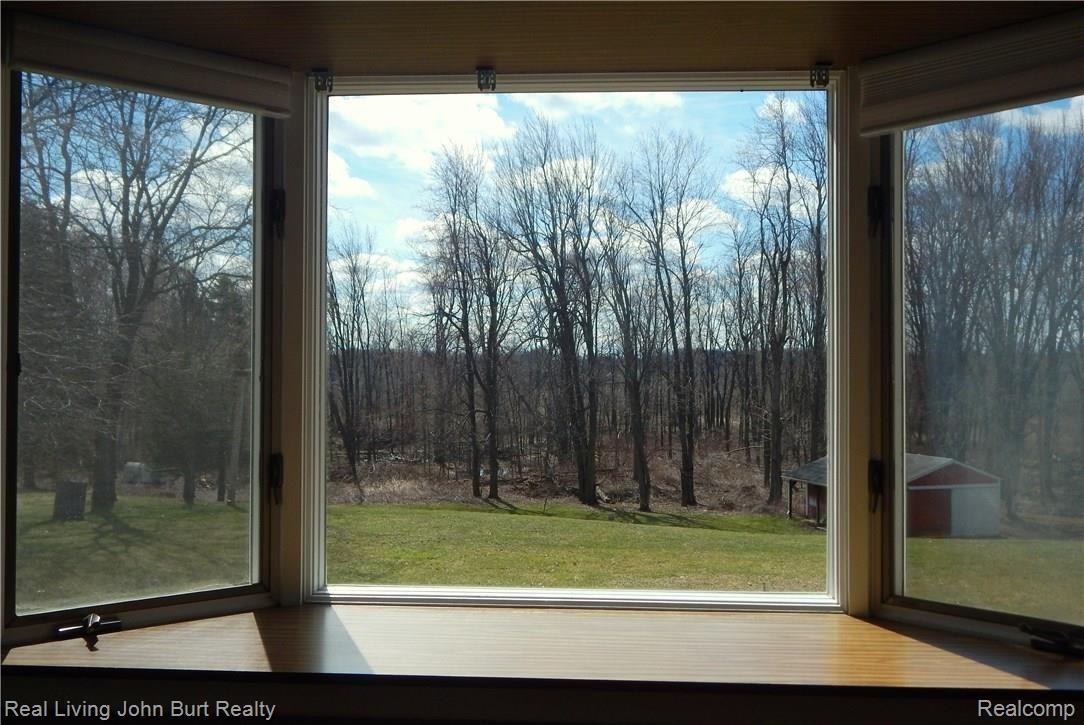 1320 Trio Hill Road Leonard, MI 48367 - Photo 13 of 35 DSCN2947.JPG