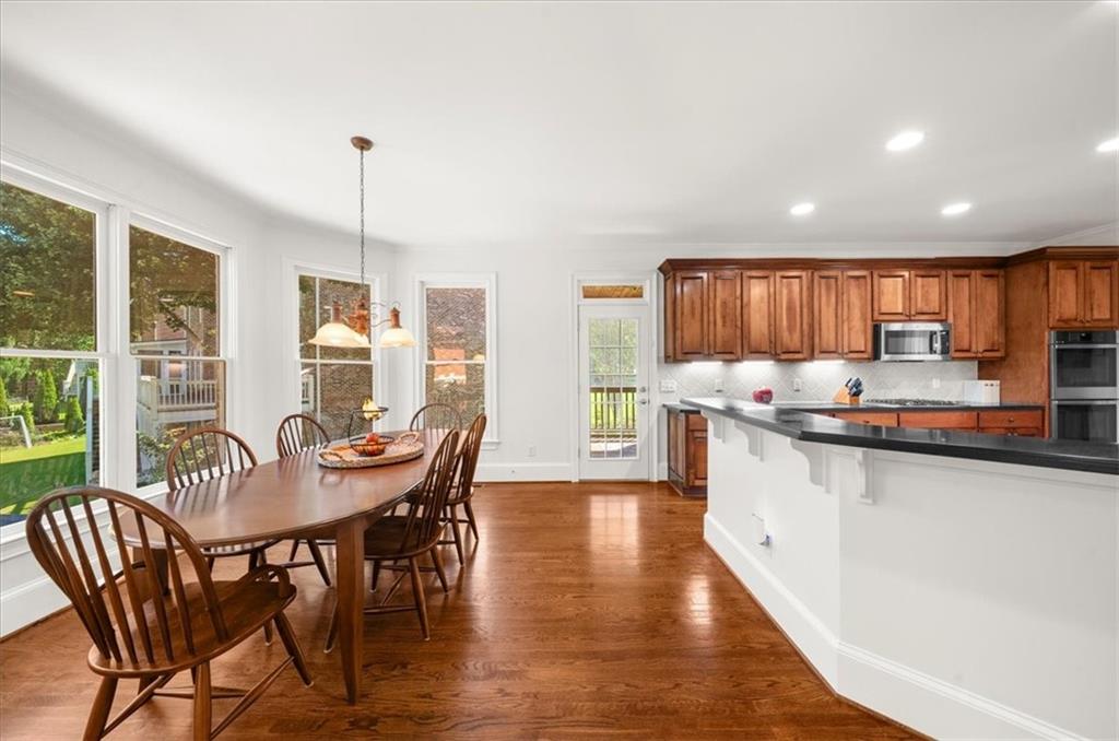 7630 Stratton Point Suwanee, GA 30024 - Photo 28 of 97