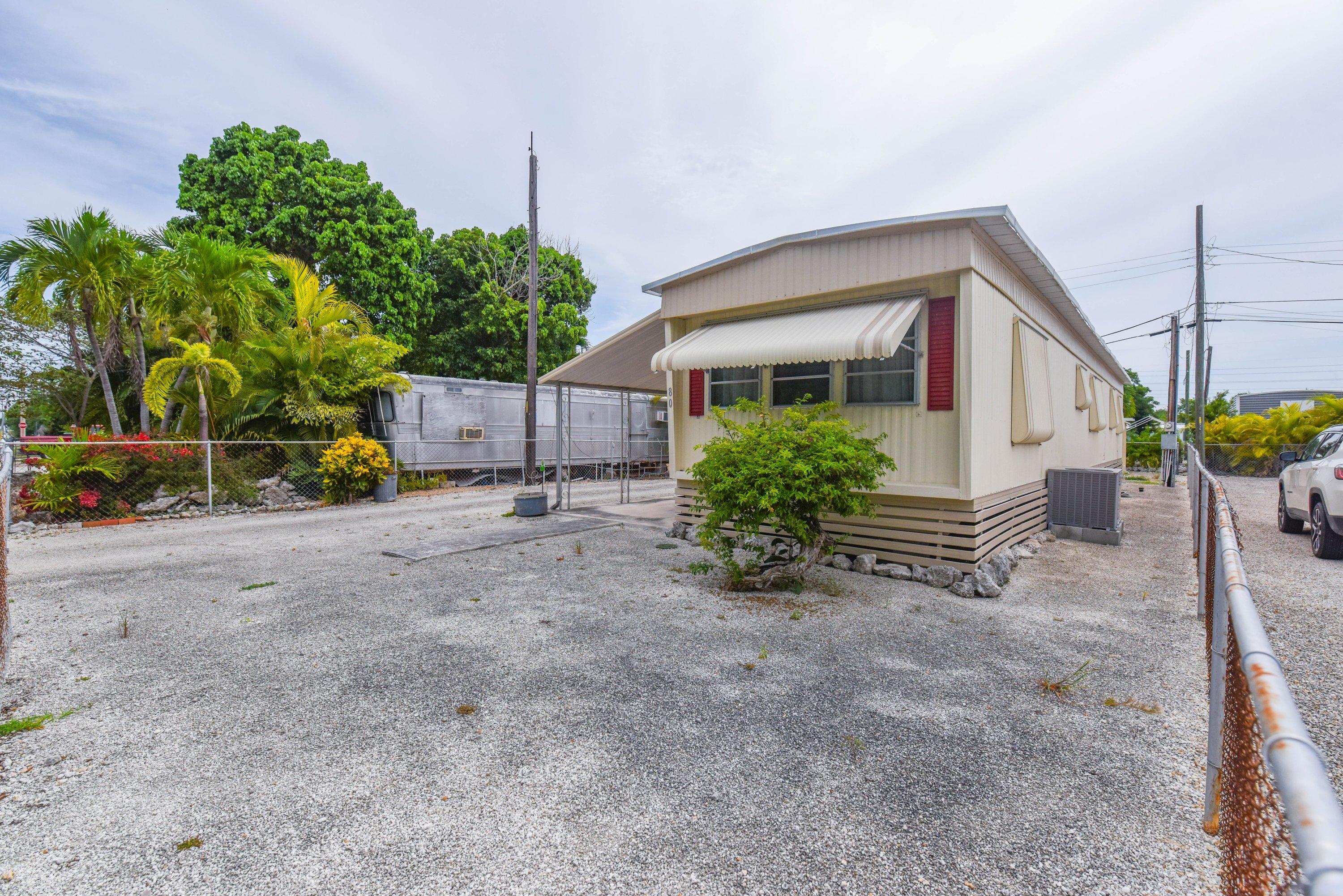 80 Sands Road Big Pine Key, FL 33043 - Photo 13 of 18 Front yard
