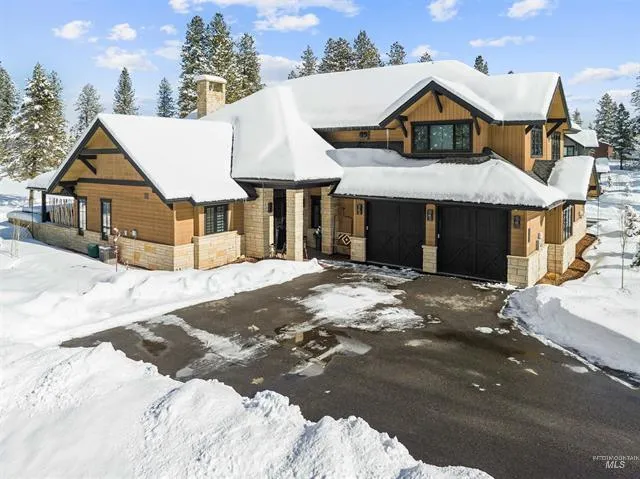 $2,450,000 | 326 Sunshine Drive, McCall, ID 83638
