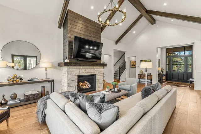 $2,450,000 | 326 Sunshine Drive, McCall, ID 83638