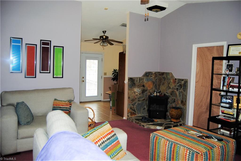 3150 Dillon Road Jamestown, NC 27282 - Photo 4 of 15 Gallery Image 4