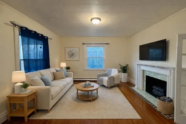 $2,500 | 22 Gardner Street, Unit 1, Chelsea, MA 02150