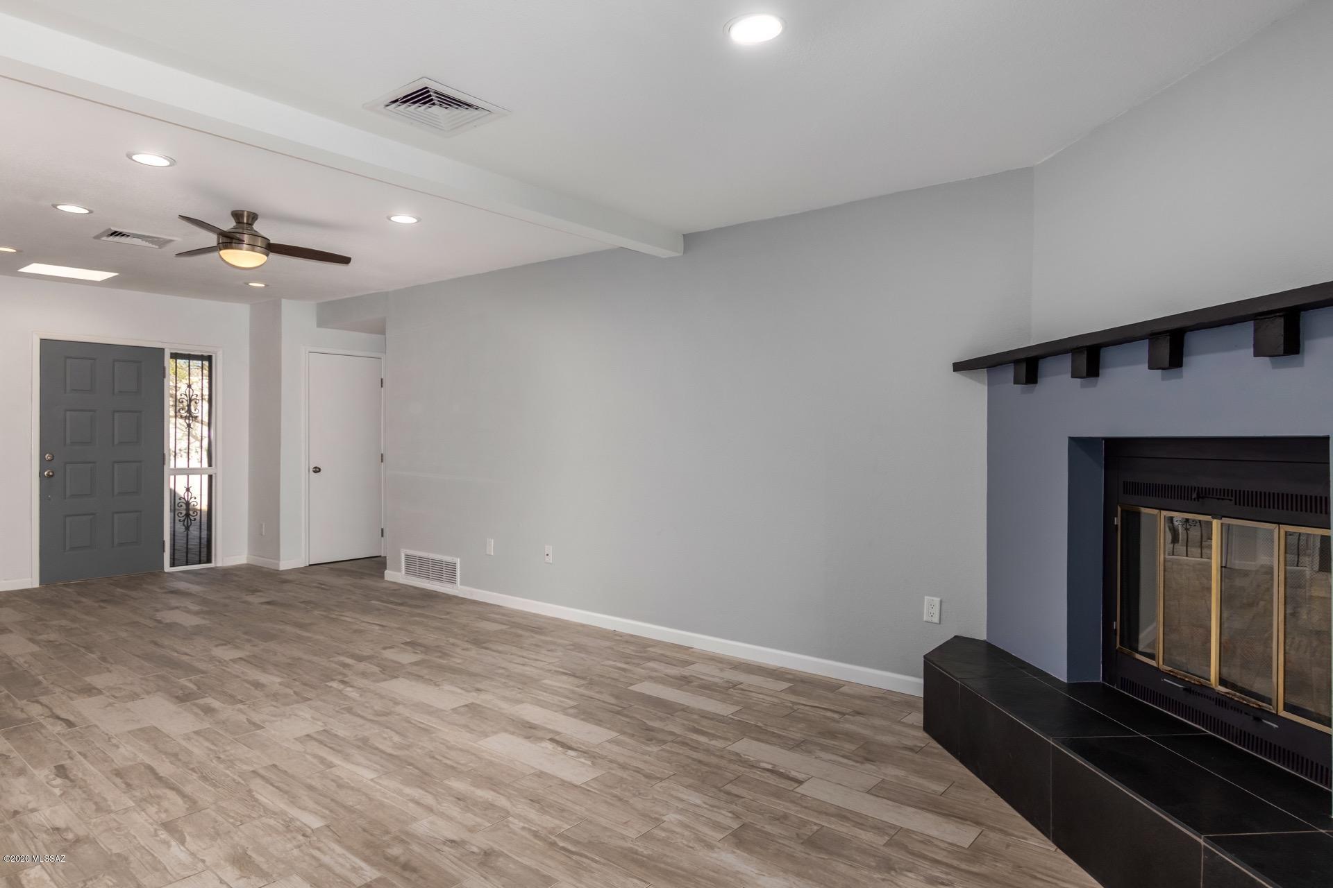 4551 North Mountain Quail Road Tucson, AZ 85750 - Photo 6 of 26